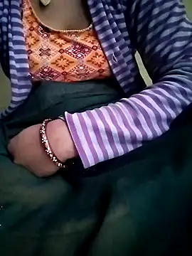 Snapshot of Cutkajal chatting on 02/12/25, 01:52 Cutkajal online show from 02/12/25, 01:52