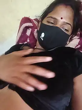 Snapshot of Cutkajal chatting on 07/16/26, 11:44 Cutkajal online show from 07/16/26, 11:44