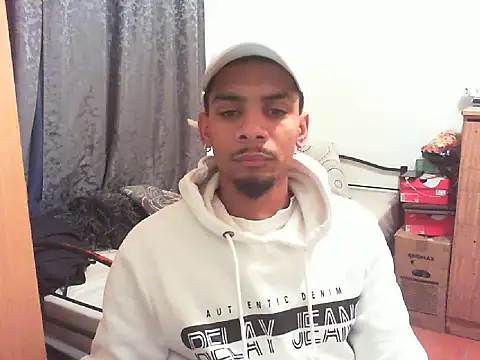 29YOURZ 28  online show from 09/17/25, 09:16