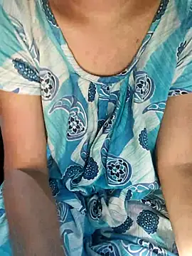 Snapshot of Ralisha_Rani chatting on 10/02/25, 11:28 Ralisha Rani online show from 10/02/25, 11:28