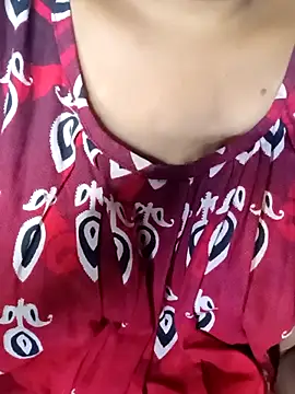 Snapshot of Ralisha_Rani chatting on 10/06/25, 12:19 Ralisha Rani online show from 10/06/25, 12:19