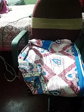 Snapshot of Ralisha_Rani chatting on 10/18/25, 12:17 Ralisha Rani online show from 10/18/25, 12:17