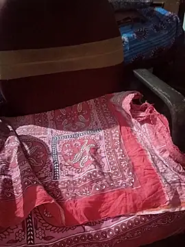 Snapshot of Ralisha_Rani chatting on 10/23/25, 08:29 Ralisha Rani online show from 10/23/25, 08:29