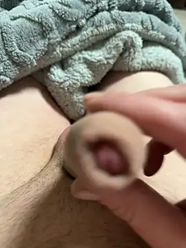 Snapshot of Andy-370 chatting on 03/21/26, 10:24 Andy-370 online show from 03/21/26, 10:24