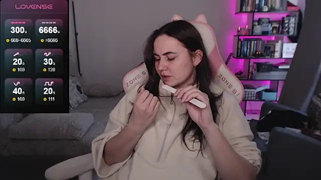 Snapshot of SexyWitch_666 chatting on 04/22/26, 06:49 SexyWitch 666 online show from 04/22/26, 06:49