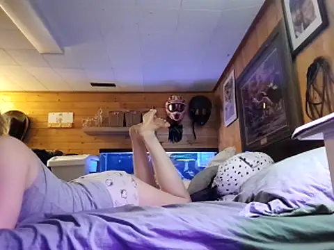 Ryan and Aurora online show from 03/31/26, 10:32