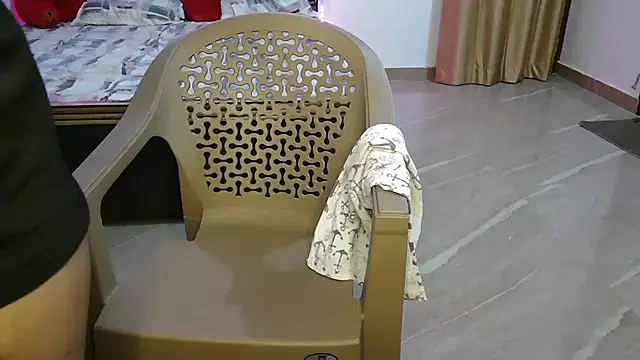 Snapshot of N-Natasha chatting on 04/11/26, 04:00 N-Natasha online show from 04/11/26, 04:00