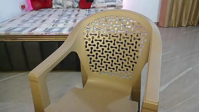 Snapshot of N-Natasha chatting on 04/15/26, 03:52 N-Natasha online show from 04/15/26, 03:52