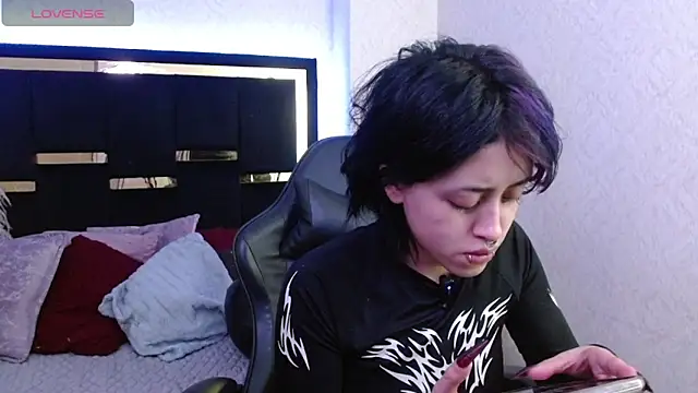 Bunny O online show from 06/02/26, 12:34