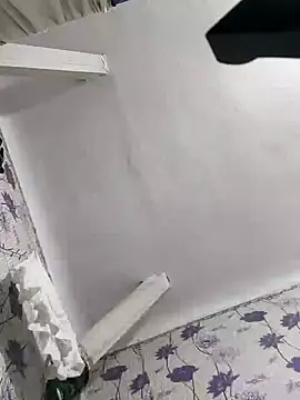 SweetLeila40 online show from 02/04/25, 11:49