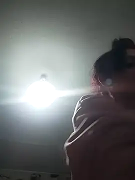 Snapshot of SweetLeila40 chatting on 03/30/26, 08:54 SweetLeila40 online show from 03/30/26, 08:54