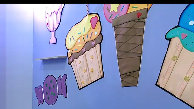 evaleribigtits18 online show from 11/17/25, 07:08