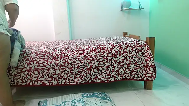 evaleribigtits18 online show from 04/14/26, 01:11