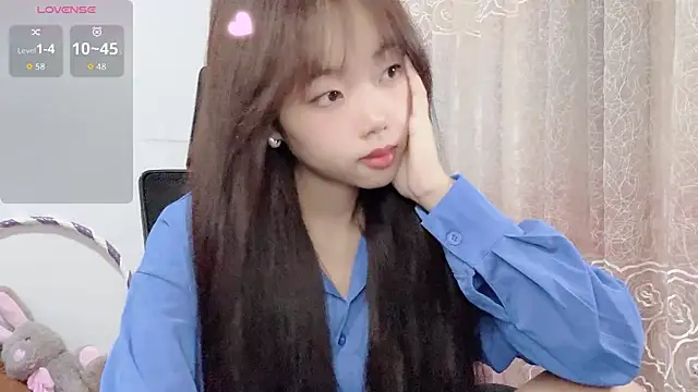 Lvy--v online show from 10/30/25, 10:43