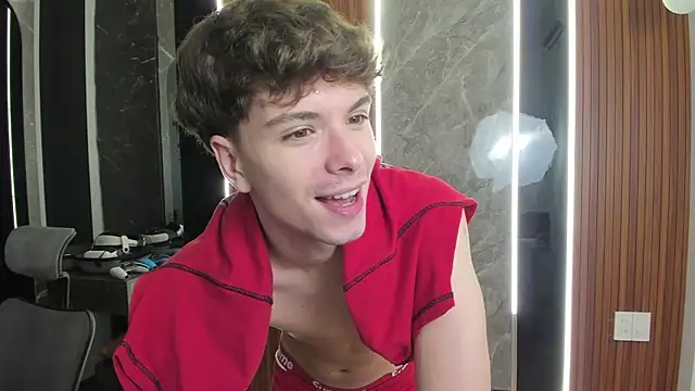 Snapshot of calvin_love_you chatting on 07/04/26, 03:07 calvin love you online show from 07/04/26, 03:07