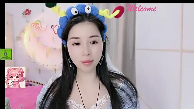 Snapshot of HK_angelchloe chatting on 12/05/25, 01:25 HK angelchloe online show from 12/05/25, 01:25