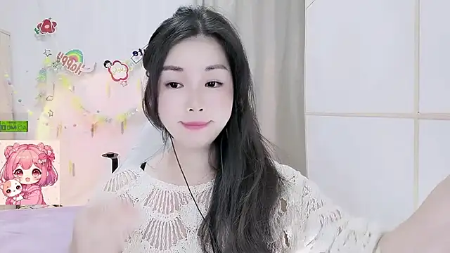 Snapshot of HK_angelchloe chatting on 07/15/26, 01:00 HK angelchloe online show from 07/15/26, 01:00