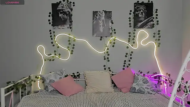 Snapshot of Melissa_babs chatting on 01/06/25, 02:04 Melissa babs online show from 01/06/25, 02:04