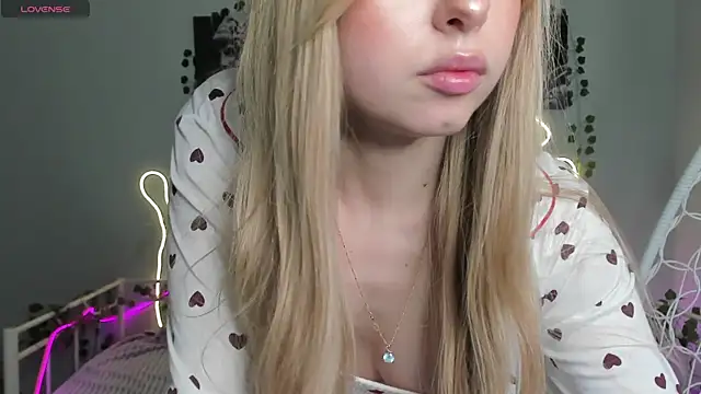 Snapshot of Melissa_babs chatting on 01/27/25, 10:27 Melissa babs online show from 01/27/25, 10:27