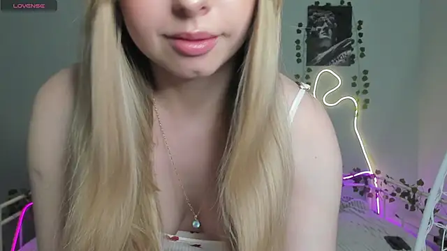 Snapshot of Melissa_babs chatting on 02/01/25, 05:28 Melissa babs online show from 02/01/25, 05:28