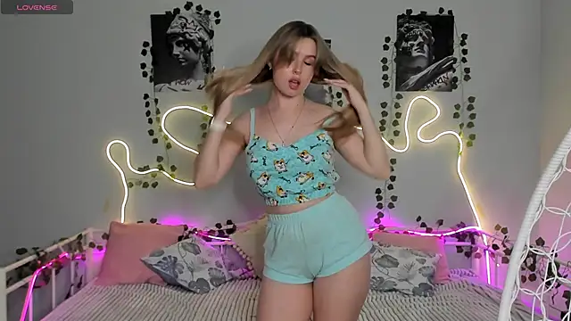 Snapshot of Melissa_babs chatting on 02/28/25, 11:14 Melissa babs online show from 02/28/25, 11:14