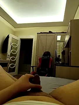 Snapshot of 31cektirenbatuu chatting on 02/13/25, 12:02 31cektirenbatuu online show from 02/13/25, 12:02