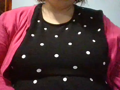 Snapshot of maria38xxx chatting on 12/16/25, 06:29 maria38xxx online show from 12/16/25, 06:29