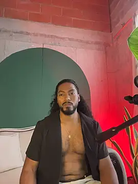 Snapshot of noah_jones__ chatting on 04/14/26, 04:24 noah jones online show from 04/14/26, 04:24