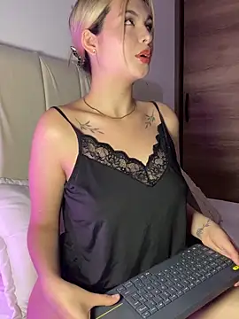 Odett  online show from 10/21/25, 02:45