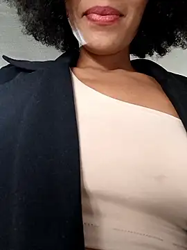 Snapshot of BlairSamy chatting on 01/17/26, 01:49 BlairSamy online show from 01/17/26, 01:49