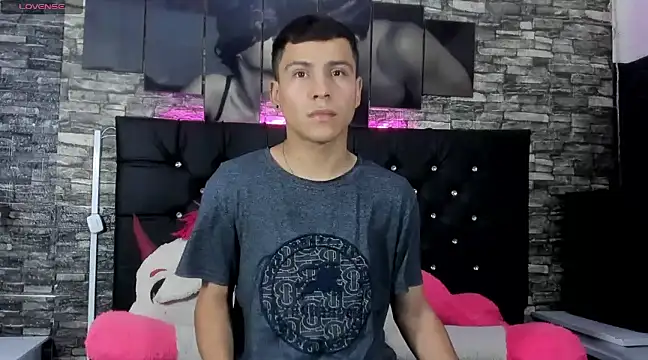 Snapshot of salvadorgomezx chatting on 12/12/24, 07:37 salvadorgomezx online show from 12/12/24, 07:37