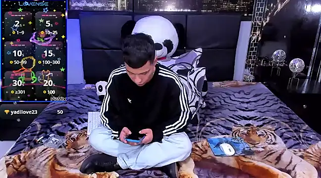 Snapshot of salvadorgomezx chatting on 12/13/24, 09:02 salvadorgomezx online show from 12/13/24, 09:02