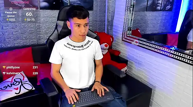 Snapshot of salvadorgomezx chatting on 01/03/25, 05:50 salvadorgomezx online show from 01/03/25, 05:50