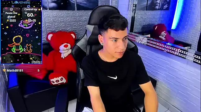 Snapshot of salvadorgomezx chatting on 01/05/25, 05:51 salvadorgomezx online show from 01/05/25, 05:51