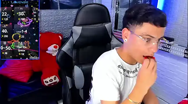 Snapshot of salvadorgomezx chatting on 01/10/25, 07:35 salvadorgomezx online show from 01/10/25, 07:35