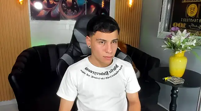 Snapshot of salvadorgomezx chatting on 01/23/25, 12:14 salvadorgomezx online show from 01/23/25, 12:14