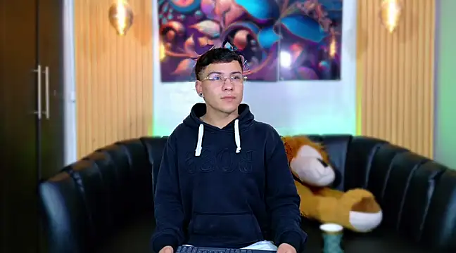 Snapshot of salvadorgomezx chatting on 02/06/25, 05:25 salvadorgomezx online show from 02/06/25, 05:25