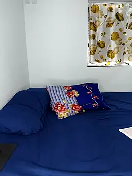 Snapshot of VitoriaFernandes chatting on 02/05/25, 02:16 VitoriaFernandes online show from 02/05/25, 02:16