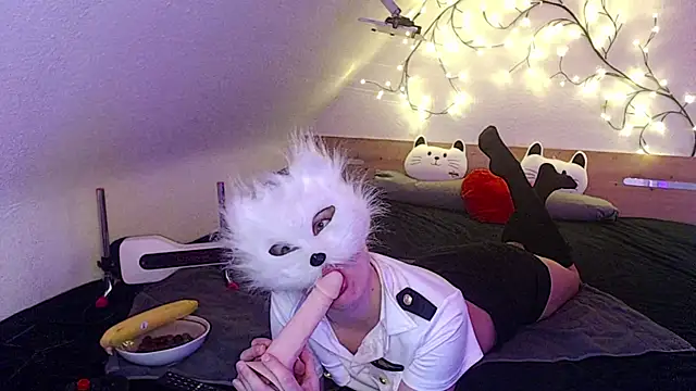 Snapshot of kleinelea123 chatting on 03/08/25, 07:49 kleinelea123 online show from 03/08/25, 07:49