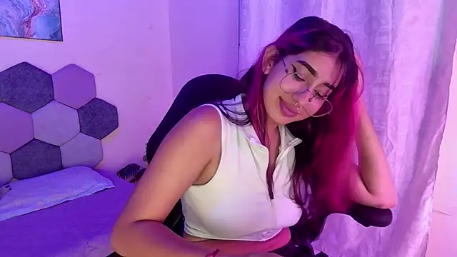 Horny tgn online show from 11/21/25, 09:24