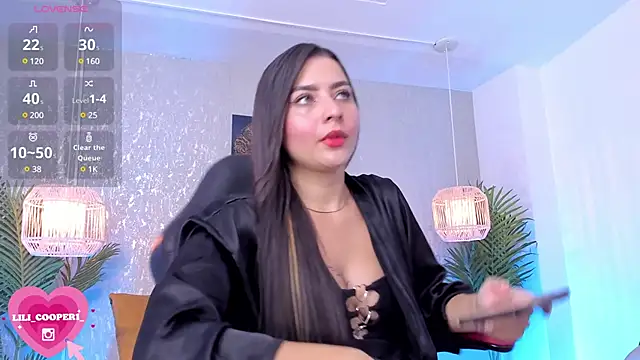 lilicooper  online show from 12/13/24, 08:26