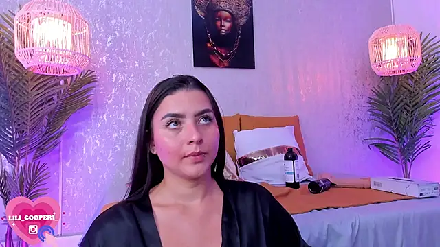 lilicooper  online show from 12/20/24, 02:52