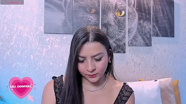 lilicooper  online show from 03/07/25, 08:22