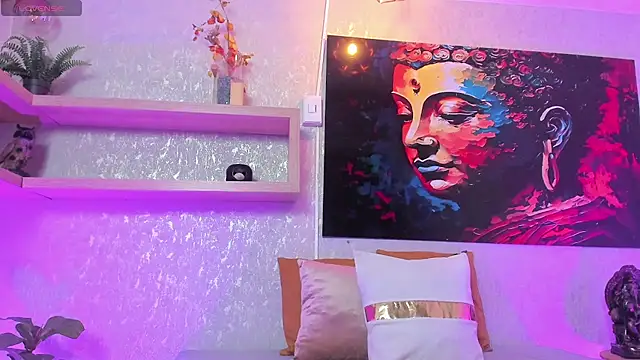 lilicooper  online show from 09/14/25, 12:21