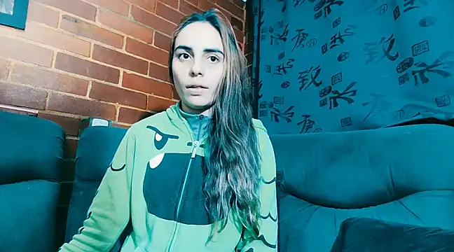 ValeriaLacrozee online show from 02/14/25, 06:08