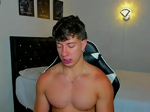 Snapshot of sean_brownx chatting on 11/10/25, 04:17 sean brownx online show from 11/10/25, 04:17