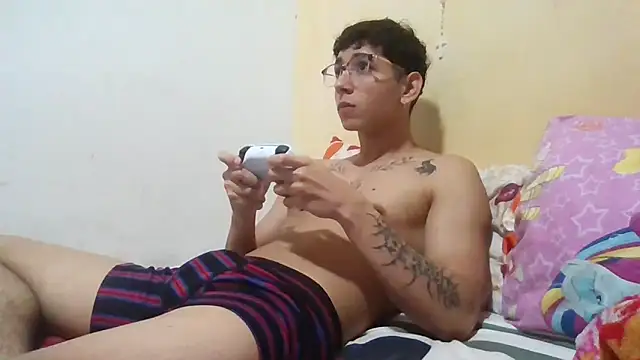 Dillom420 online show from 12/13/24, 03:49