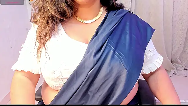 Gulabi Queen online show from 09/28/25, 04:01