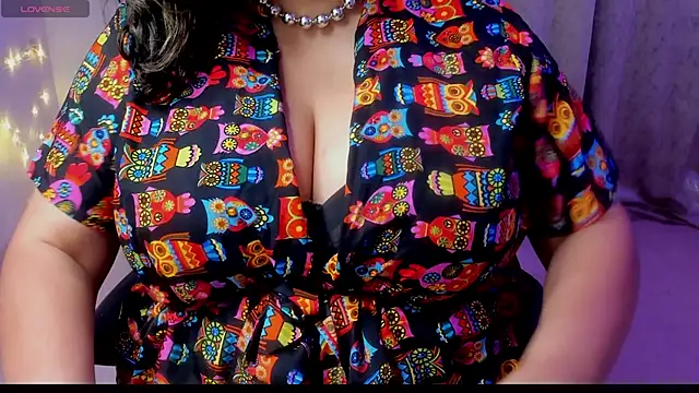 Gulabi Queen online show from 03/01/26, 06:04