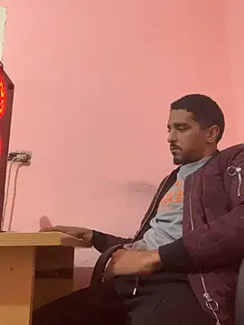 Snapshot of Xxxhalcon chatting on 11/23/25, 01:44 Xxxhalcon online show from 11/23/25, 01:44